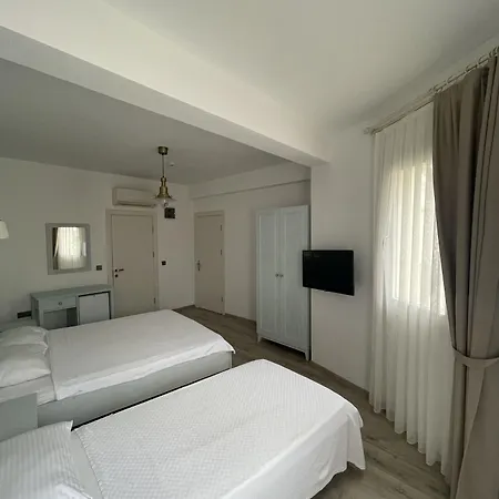 Muharrembey Hotell Çeşme
