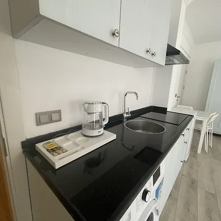 Muharrembey Hotell 2*