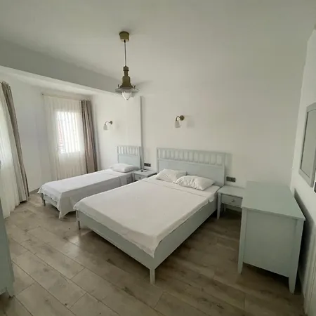 Muharrembey Hotell 2*