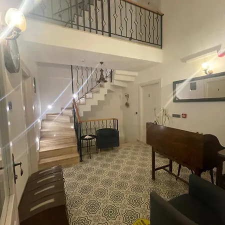 Muharrembey 酒店 Çeşme