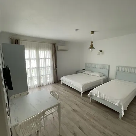 Muharrembey Hotell Çeşme